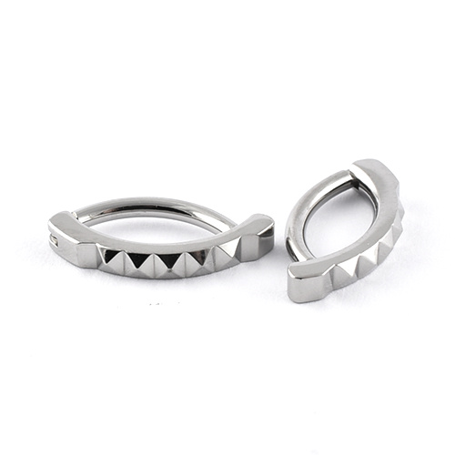 Titanium Curved Square-Cut Rook Ring